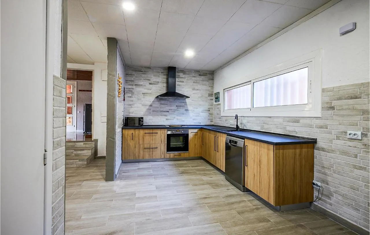 Amazing Home In St Andreu D,Llavaneres With Wifi Sant Andreu de Llavaneres