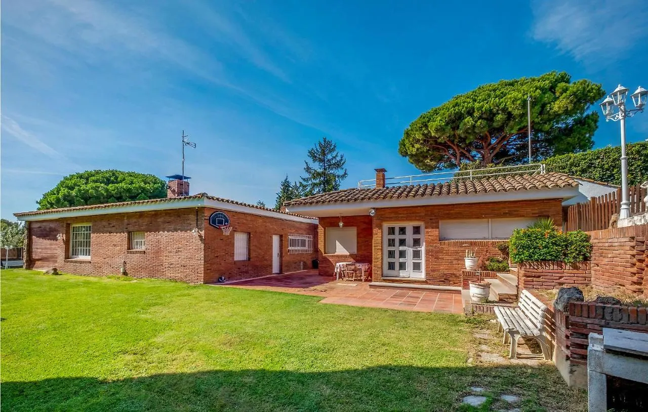 Amazing Home In St Andreu D,Llavaneres With Wifi Sant Andreu de Llavaneres